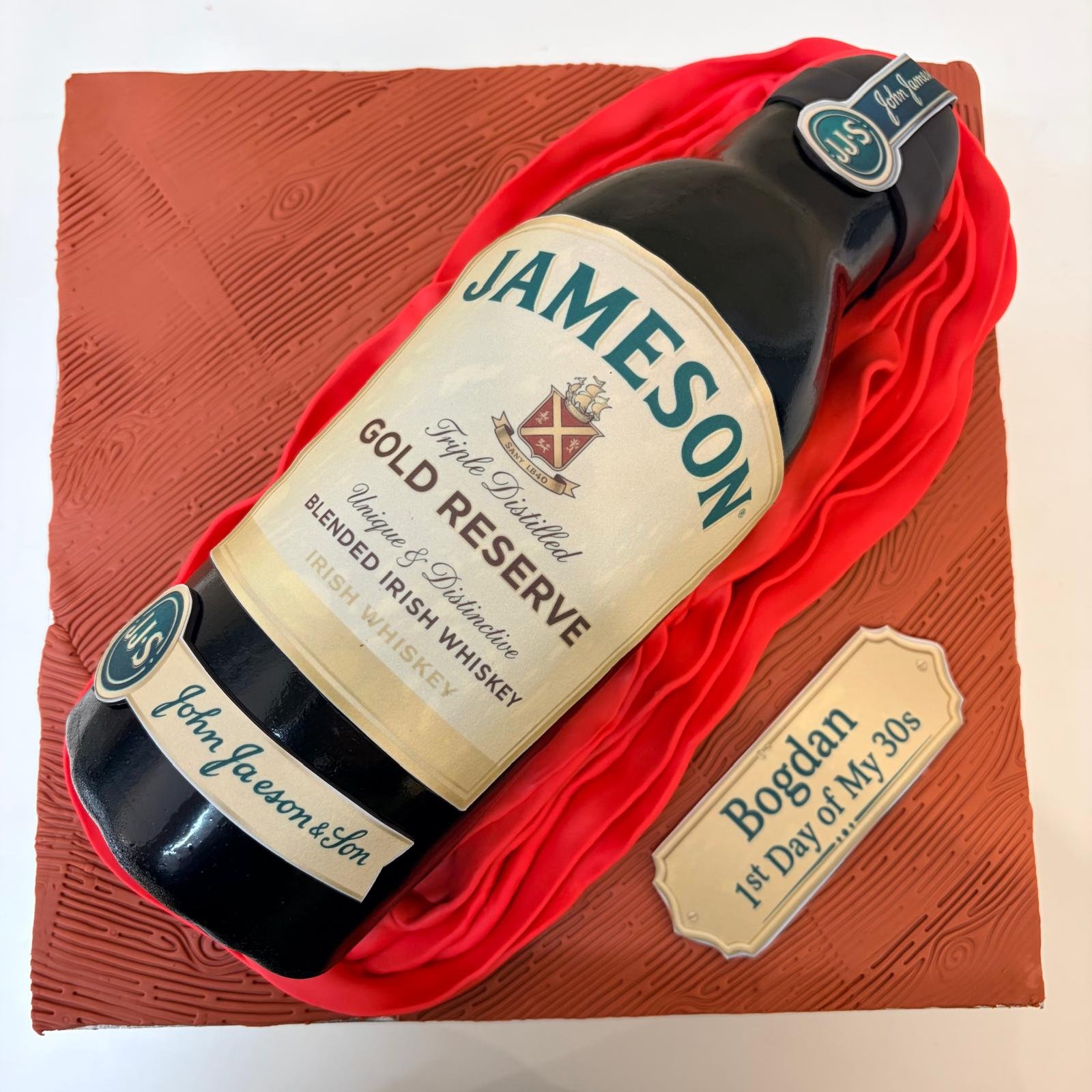 3D Jameson cake