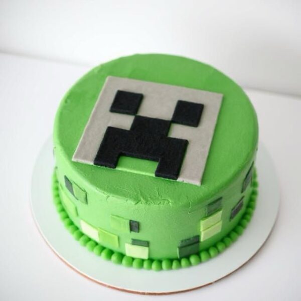 MINECRAFT CAKE