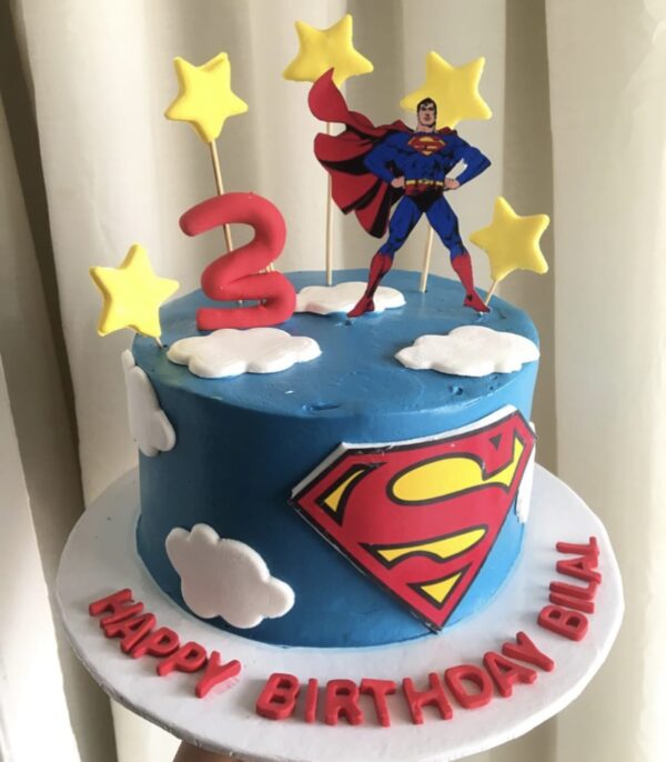 SUPERMAN CAKE
