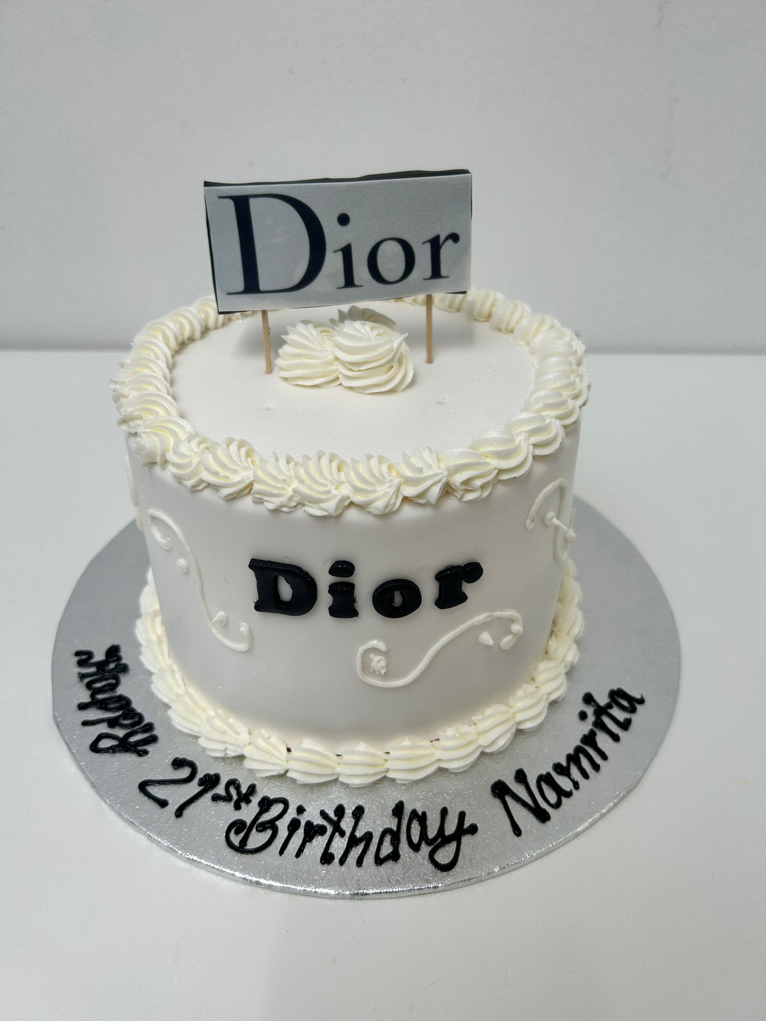 DIOR CAKE