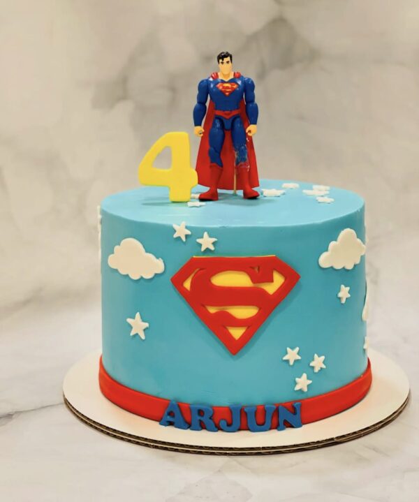 SUPERMAN CAKE
