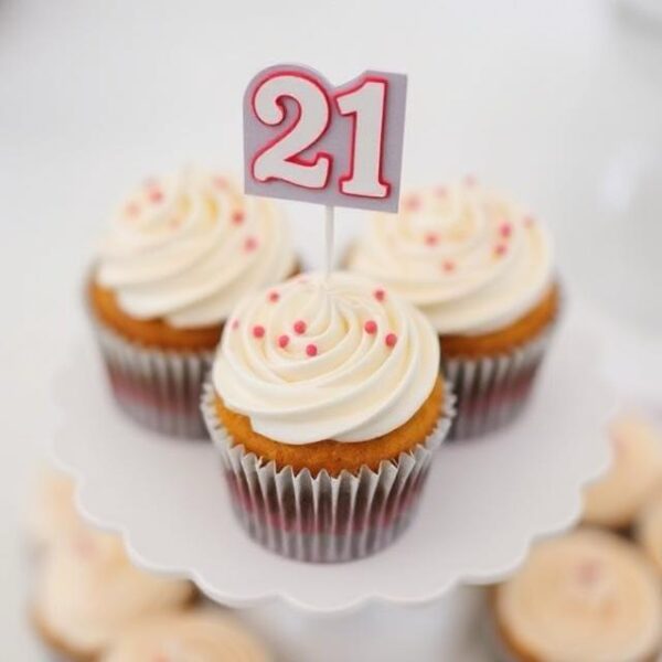 21st birthday cupcakes