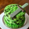MINECRAFT CAKE