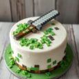 MINECRAFT CAKE