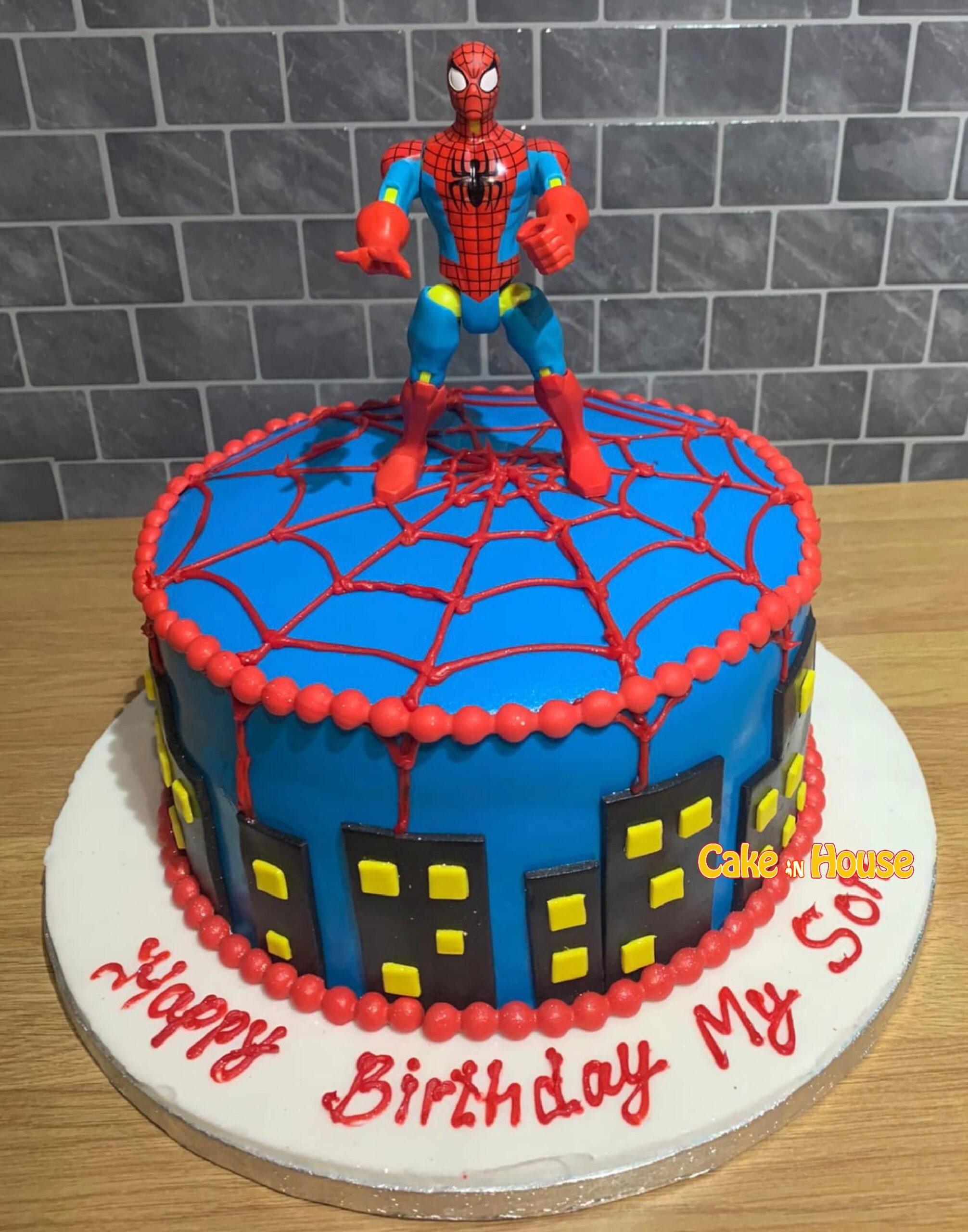 SPIDERMAN CAKE